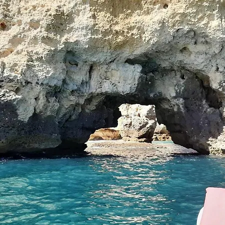 Apartament Modern In With Shared Pool Alvor